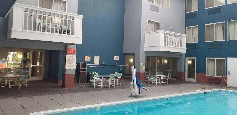 Quality Inn And Conference Center Greeley Downtown Zewnętrze zdjęcie